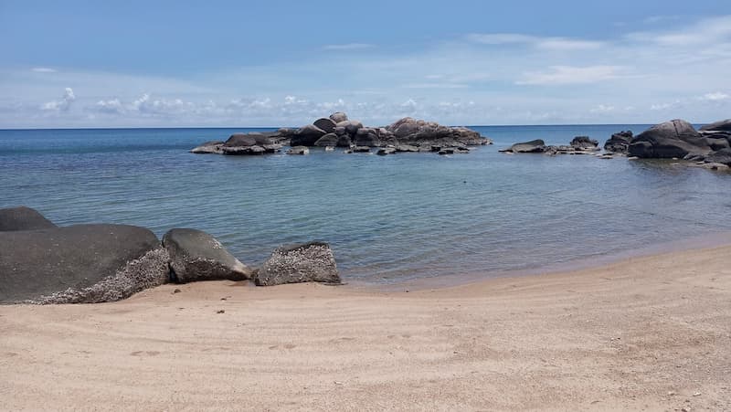Mejores playas de Koh Tao: banana rock