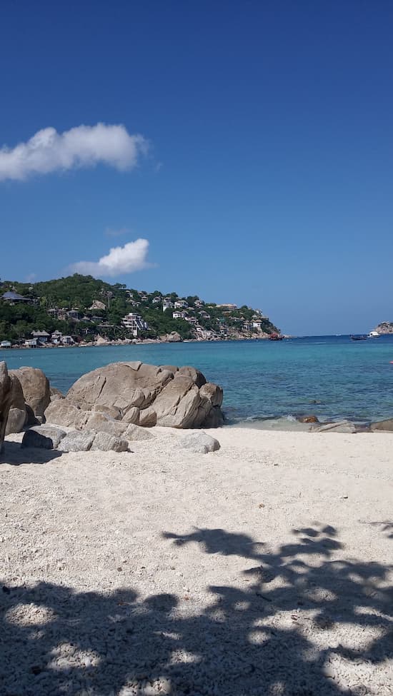 Playa de shark bay en Ko Tao