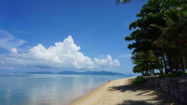 Playa de Maenam